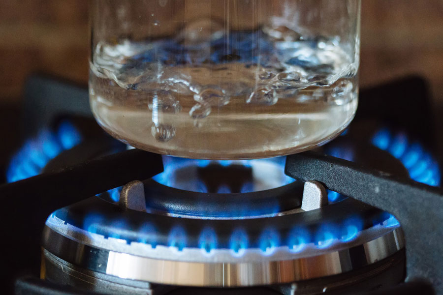 How To Boil Water On Gas Stove 