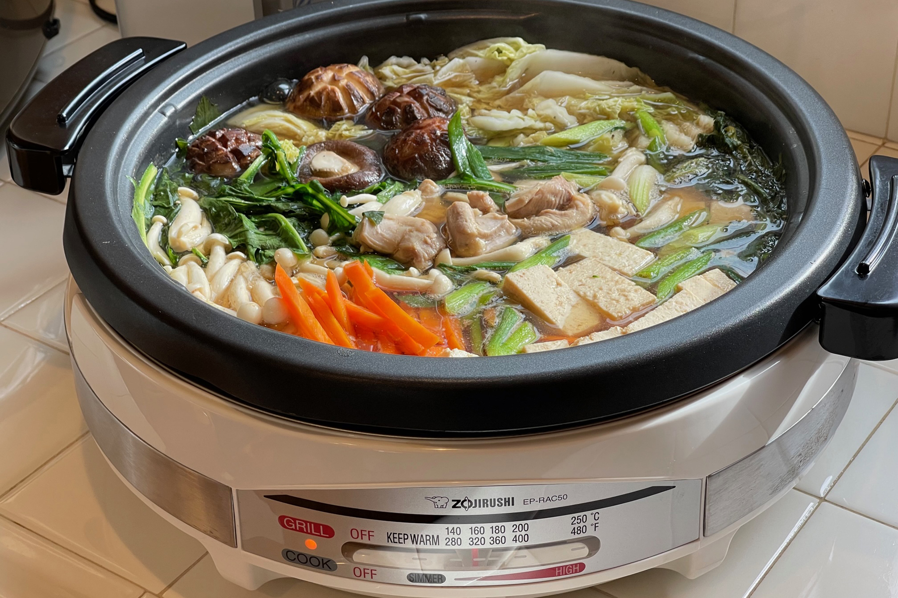 Aroma Electric Hot Pot Review 2023