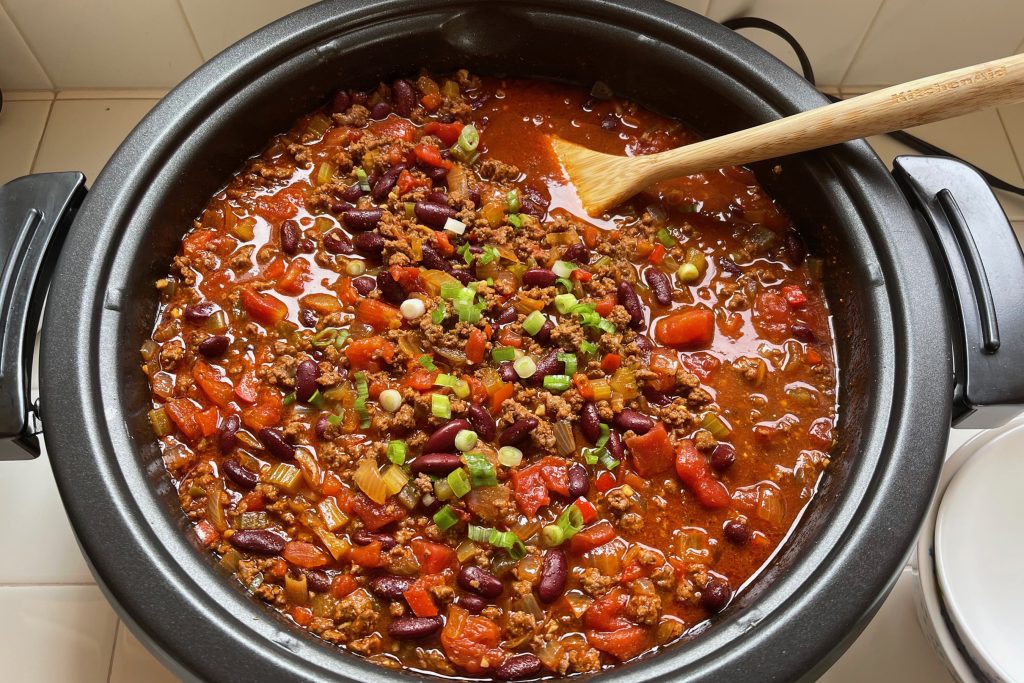 cooked chili in electric skillet