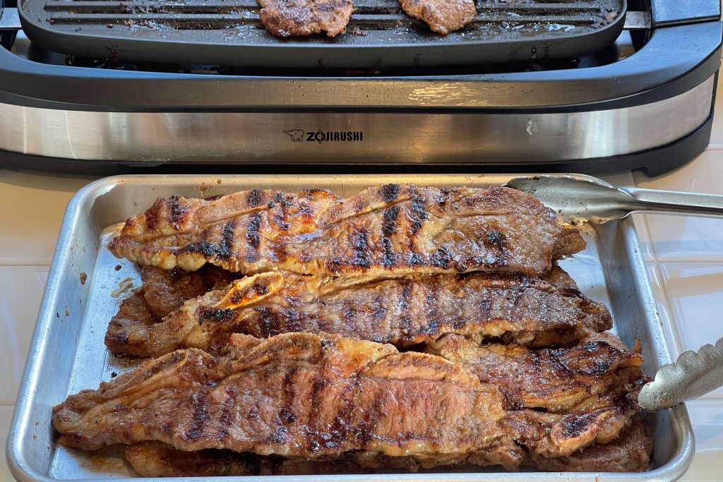 kalbi cooked on tray