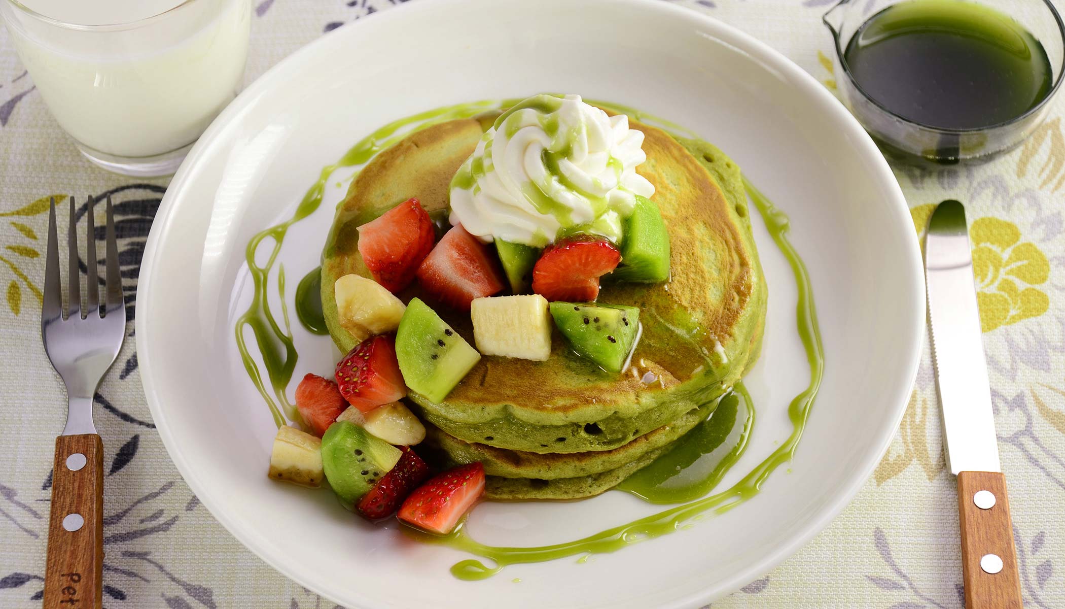 thick-style-matcha-hotcakes-zojirushi