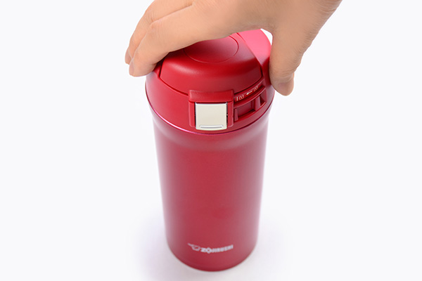 Zojirushi Vacuum Insulated 16 oz. Cherry Red Travel Mug SM-YAE48RA