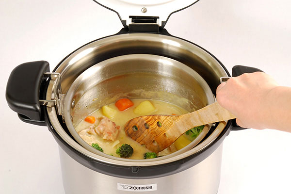 Zojirushi Thermal hot Cooking Pot